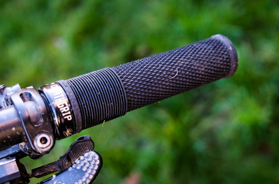 dmr lockon bike grip